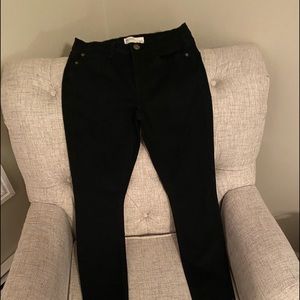 Mudd Skinny FLX Stretch skinny size 7, black